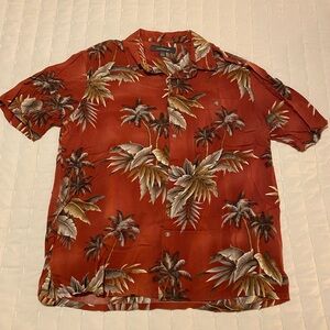 Croft & Barrow red floral Hawaiian shirt size L